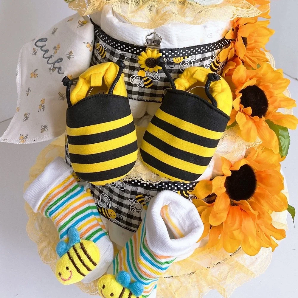 Bumblebee Diaper Cake